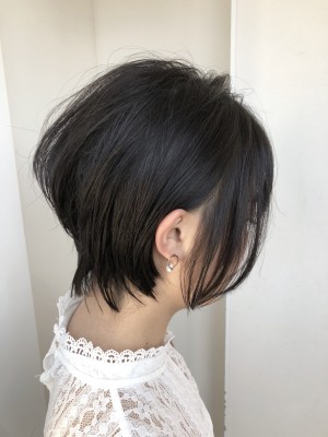 小顔大人ショートボブ
