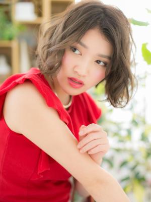大人ボブ…くせ毛風抜け感スタイル