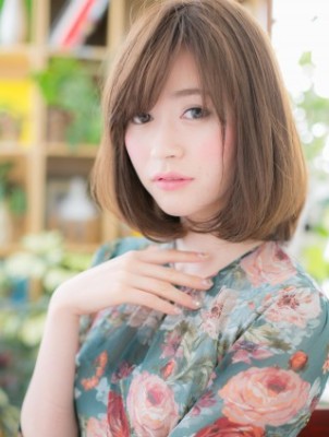 大人かわいい♪斜めバング色っぽワンカール