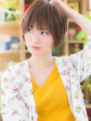 大人かわいい♪前下がりナチュラルマッシュ