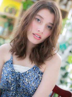 ラフ＆エレガンス…外国人風こなれカール