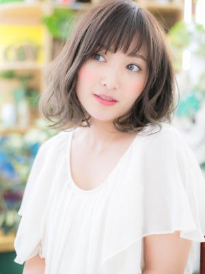 斜めバング×とろみカール愛されふわミディ