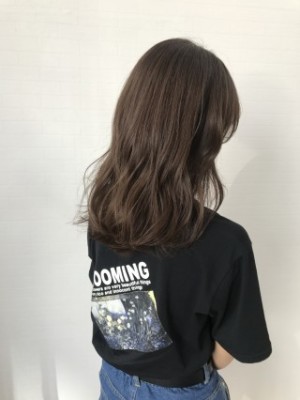 アッシュベージュミディ*prize池袋西口店 アッシュベージュミディ*prize池袋西口店のイメージ画像