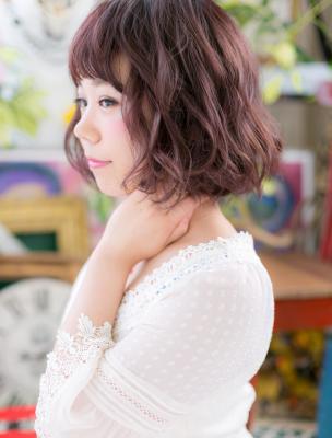 フェミニン小顔ミニボブ