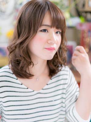ひし形シルエット☆くせ毛風ふわミディ