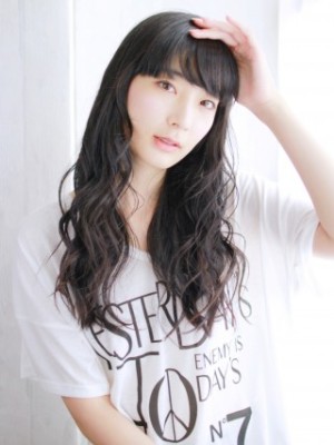 大人可愛いゆるミックスカール