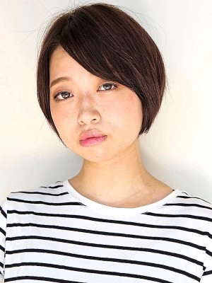 ダークグレージュボブ ダークグレージュボブのイメージ画像