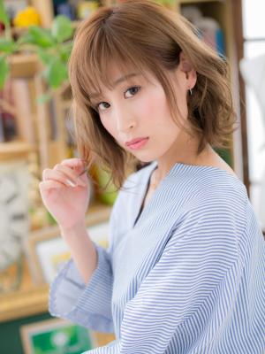 グラデーションカラー★立体感ふわミディ