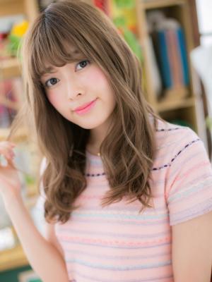 斜めバングでモテ系♪くせ毛風ウェーブ