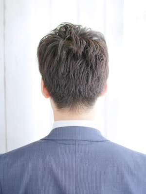 メンズナチュラルショートヘアー