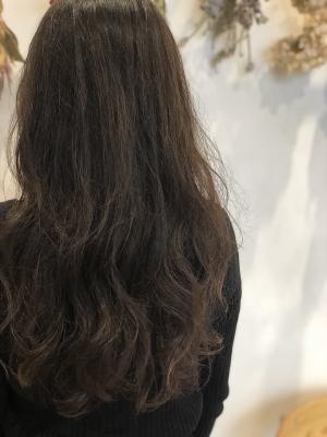 ロングヘアのPORTオリジナルのデジタルパーマ