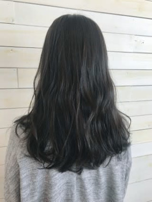 カーキアッシュ