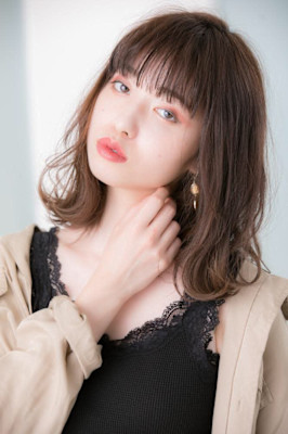 外ハネミディ/シースルーバング【担当中間】