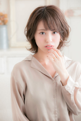 リラックス外ハネミディ