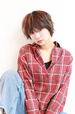 カジュアルショート