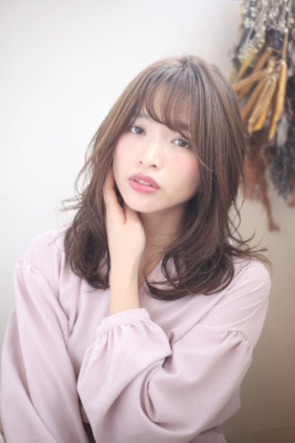 ワンカール外はねナチュラルカールセミディ♪