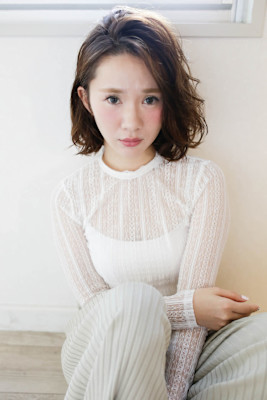 【Lolonois三国】耳掛け大人ボブ