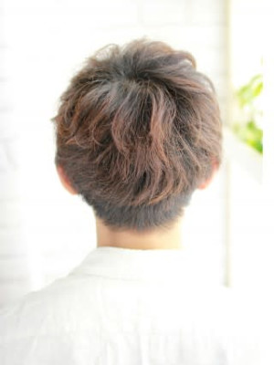 爽やかな大人のメンズスタイル