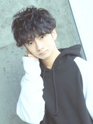 【ヘアジュレドゥ 花井】束感ニュアンスパーマメンズヘア