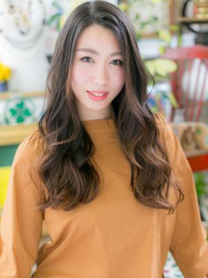 かきあげバングが◎アシンメトリーロング ゆる巻きロング