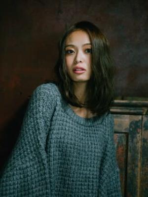 大人カジュアルオフェロスタイル