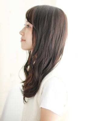 ツヤ感カラーのゆるミックスカールスタイル