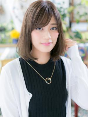 大人かわいい 斜めバング ワンカール　ニュアンスカール