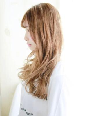 ハイトーンベージュのゆるふわ