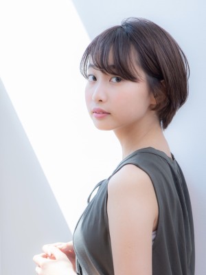 ナチュラルショートボブ