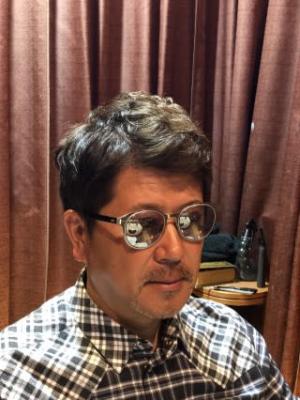 若さすら感じる色気たっぷりイケ男のメンズショート