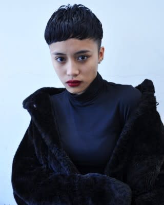 【OREO.coco】モダンショートヘア        黒髪