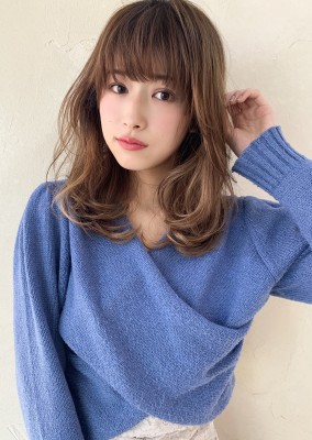 大人キレイなひし形セミロング 小顔ヘアM246