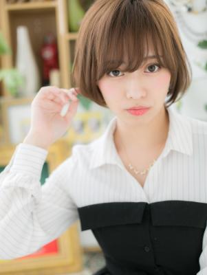 外国人風カラー★前下がりボブ　キュートボブ