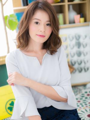 美人顔作る!アシンメトリーくせ毛風セミディ ボリュームカール 美人顔作る!アシンメトリーくせ毛風セミディ ボリュームカール
