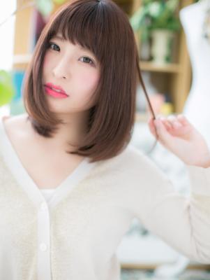 大人かわいい♪ボルドーカラー小顔ワンカール　ガーリーボブ