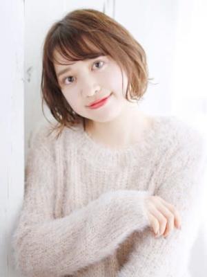 シースルーバングのニュアンスカールボブ