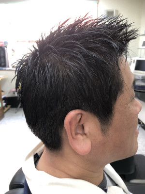 スパイキーヘアスタイル 白髪染カラーのイメージ画像