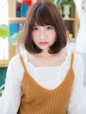 斜めバング×くせ毛風◎重めスタイルボブディ ボリュームカール 斜めバング×くせ毛風◎重めスタイルボブディ ボリュームカール