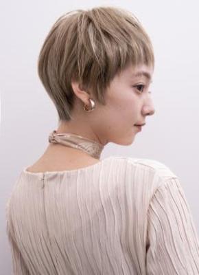 大人かわいいショートスタイル　by鬼頭