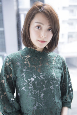 大人つやつやボブスタイル　by鬼頭