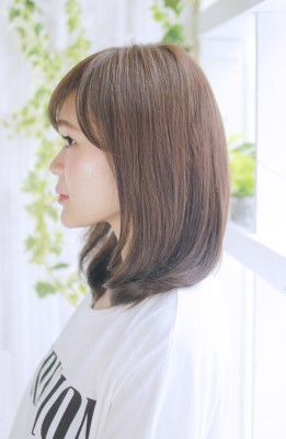 20代・30代・40代　シンプルなのに映えるロブ