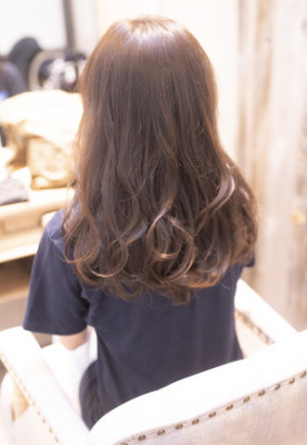 エストリア栄　大人セミロングby三輪