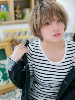 ふわくしゅ◎外国人風小顔マッシュショート　エアリーカール