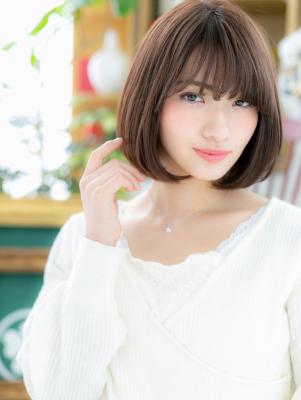 輪郭カバーで小顔見せ！黒髪・透明感・大人ボブ　スマートボブ