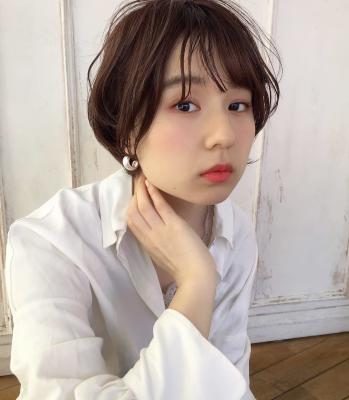 小顔丸みハンサムショートボブ１