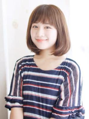 ナチュラルカールのカジュアルボブ