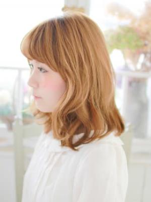 外ハネニュアンスカール