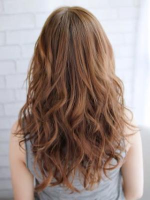 大人ロングのミックスカールスタイル