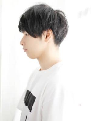 ニュアンスカールのメンズスタイル