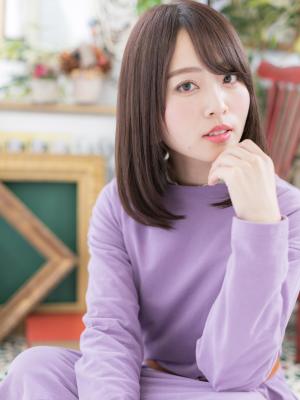 斜めバング♪大人かわいい小顔ストレート　フェミニンストレート